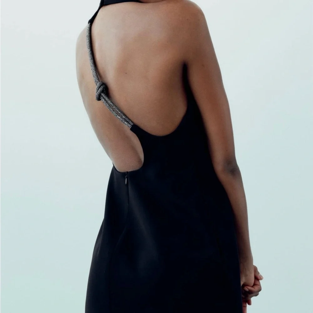 Dress - Picture 4 of 5